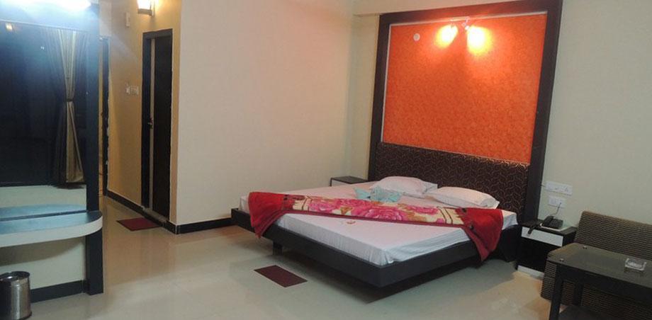 Swagatam International Hotel Tarapith Ngoại thất bức ảnh