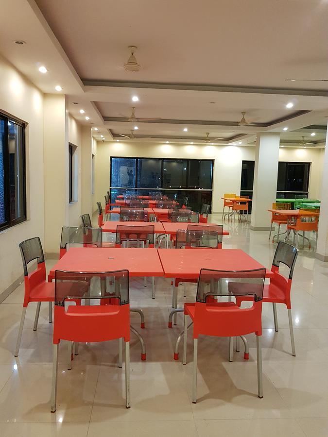 Swagatam International Hotel Tarapith Ngoại thất bức ảnh