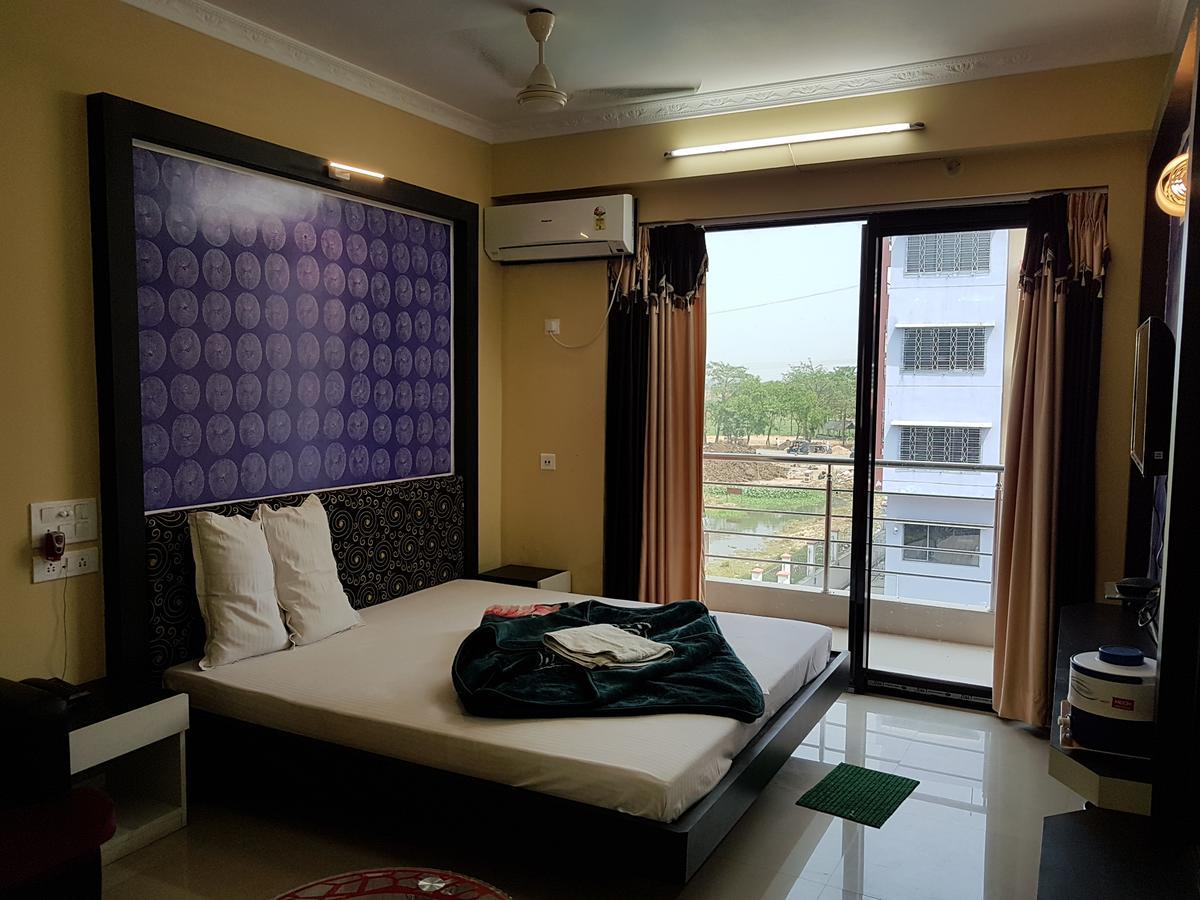 Swagatam International Hotel Tarapith Ngoại thất bức ảnh
