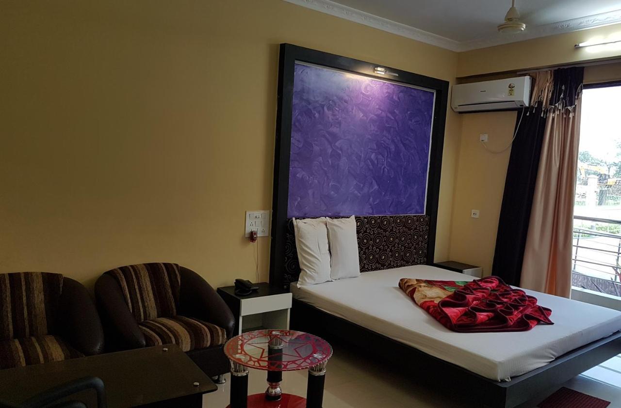 Swagatam International Hotel Tarapith Ngoại thất bức ảnh